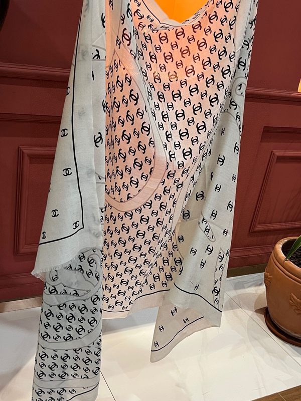 ブランドマフラー細部ディテール